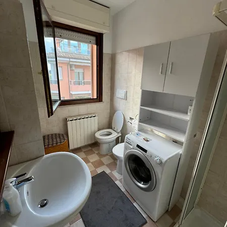 Silvia Santa Veneranda